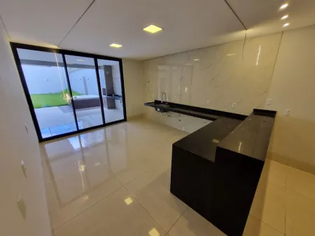 Casa com 3 Suítes à Venda, 209 M² de Construção, por R$ 1.195.000 - Vila Rosa - Goiânia/Go