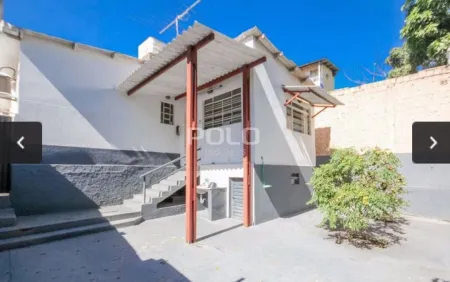 Casa com 3 Quartos / Sobrado com 3 Quartos + Sala Comercial, 300 M² por R$ 750.000 - Setor Aeroporto