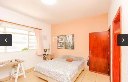 Casa com 3 Quartos / Sobrado com 3 Quartos + Sala Comercial, 300 M² por R$ 750.000 - Setor Aeroporto