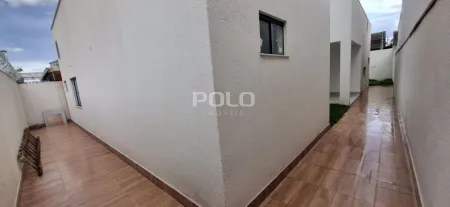 Casa com 3 Quartos à Venda, 182 M² por R$ 700.000 - Residencial Flamingo
