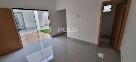 Casa com 3 Quartos à Venda, 182 M² por R$ 700.000 - Residencial Flamingo