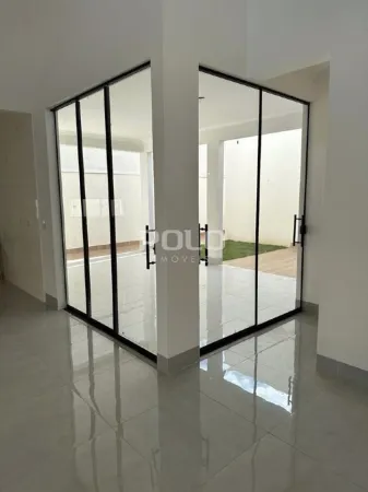 Casa com 3 Quartos à Venda, 182 M² por R$ 700.000 - Residencial Flamingo