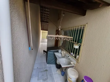 Casa com 3 Quartos à Venda, 93 M² por R$ 330.000 - Parque Veiga Jardim - Aparecida de Goiânia/Go