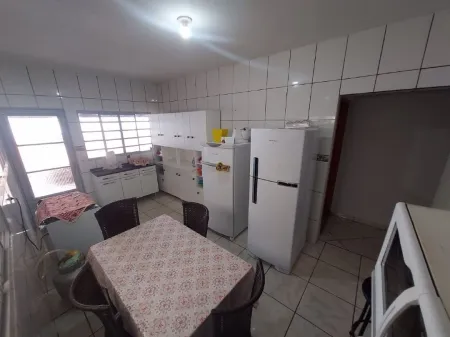 Casa com 3 Quartos à Venda, 60 M² por R$ 680.000 - Parque Amazônia