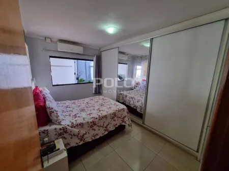 Casa com 3 Quartos à Venda, 180 M² por R$ 500.000 - Jardim Novo Petrópolis