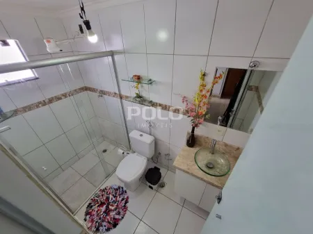 Casa com 3 Quartos à Venda, 180 M² por R$ 500.000 - Jardim Novo Petrópolis