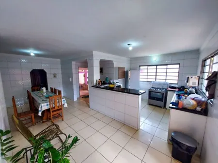 Casa com 3 Quartos à Venda, 307 M² por R$ 1.200.000 - Vila Jardim Vitória