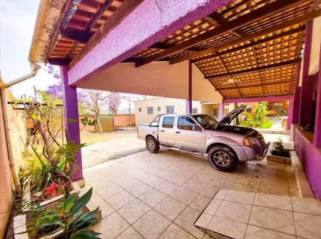 Casa com 3 Quartos à Venda, 307 M² por R$ 1.200.000 - Vila Jardim Vitória