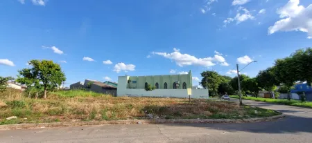 Área Comercial à Venda, 881 M² por R$ 850.000 - Residencial Canadá
