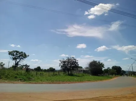 Terreno à Venda, 8968 M² por R$ 2.150.000 - Chácaras São José - Goiânia