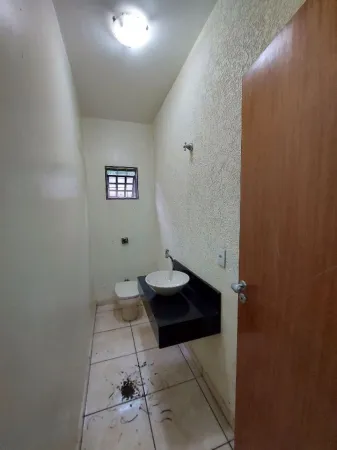 Chácara com 5 Dormitórios à Venda, 503900 M² por R$ 1.300.000,00 - Jardim Copacabana - Aparecida de Goiânia/Go