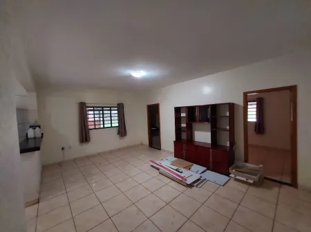 Chácara com 5 Dormitórios à Venda, 503900 M² por R$ 1.300.000,00 - Jardim Copacabana - Aparecida de Goiânia/Go