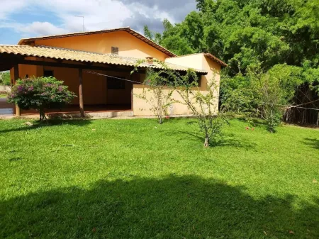 Chácara com 5 Dormitórios à Venda, 503900 M² por R$ 1.300.000,00 - Jardim Copacabana - Aparecida de Goiânia/Go