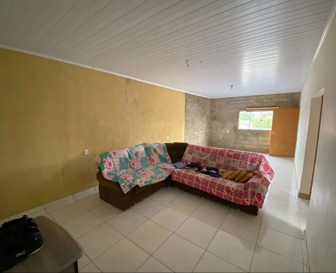 Sobrado com 4 Dormitórios à Venda, 257 M² por R$ 420.000,00 - Mansões Paraíso - Aparecida de Goiânia/Go
