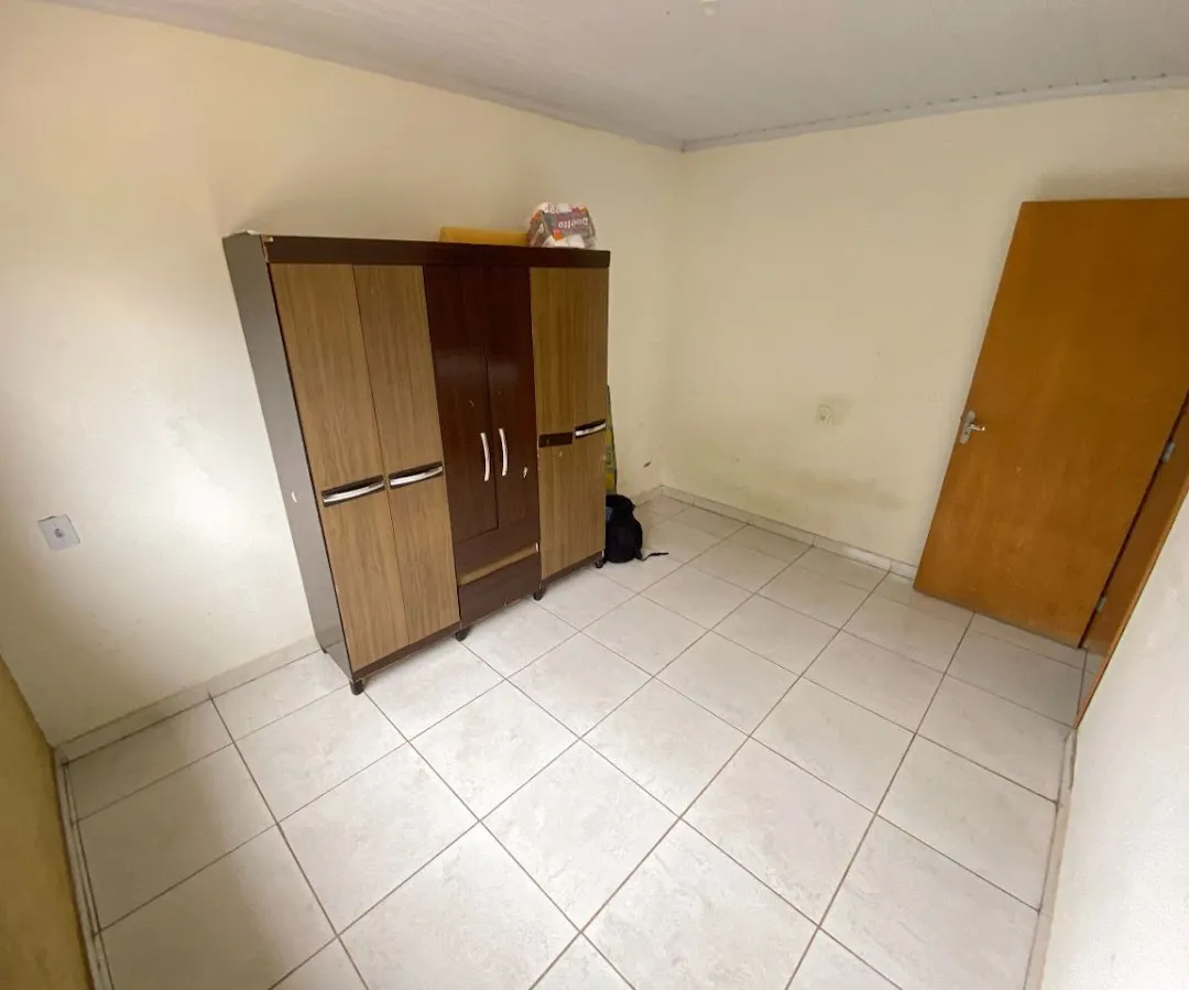 Sobrado com 4 Dormitórios à Venda, 257 M² por R$ 420.000,00 - Mansões Paraíso - Aparecida de Goiânia/Go
