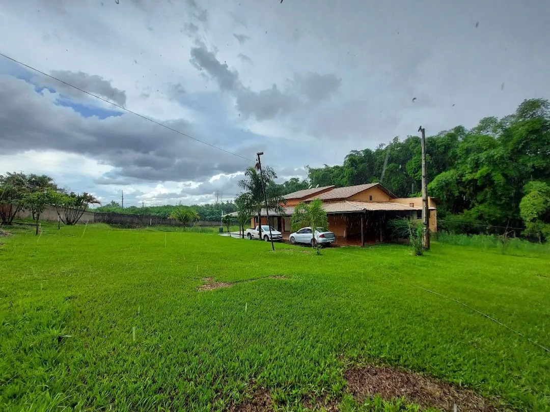 Chácara com 5 Dormitórios à Venda, 503900 M² por R$ 1.300.000,00 - Jardim Copacabana - Aparecida de Goiânia/Go