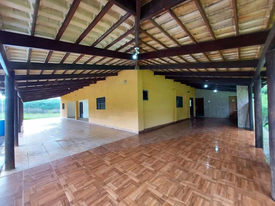 Chácara com 5 Dormitórios à Venda, 503900 M² por R$ 1.300.000,00 - Jardim Copacabana - Aparecida de Goiânia/Go