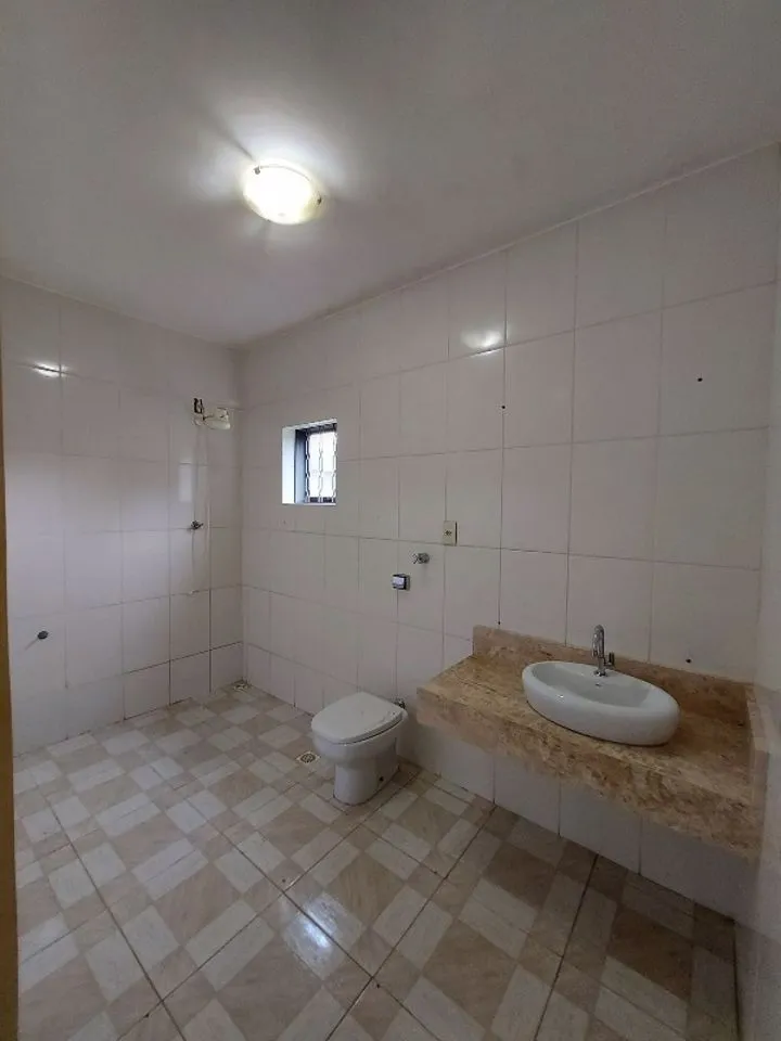 Chácara com 5 Dormitórios à Venda, 503900 M² por R$ 1.300.000,00 - Jardim Copacabana - Aparecida de Goiânia/Go