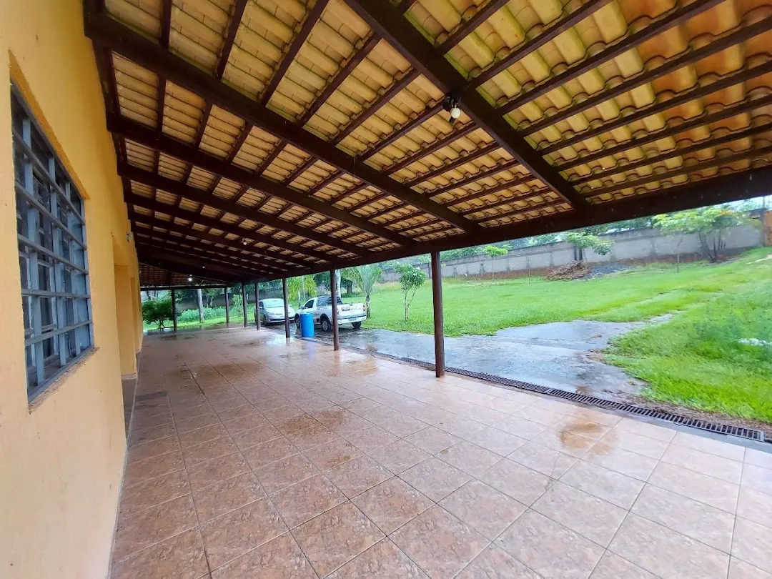 Chácara com 5 Dormitórios à Venda, 503900 M² por R$ 1.300.000,00 - Jardim Copacabana - Aparecida de Goiânia/Go
