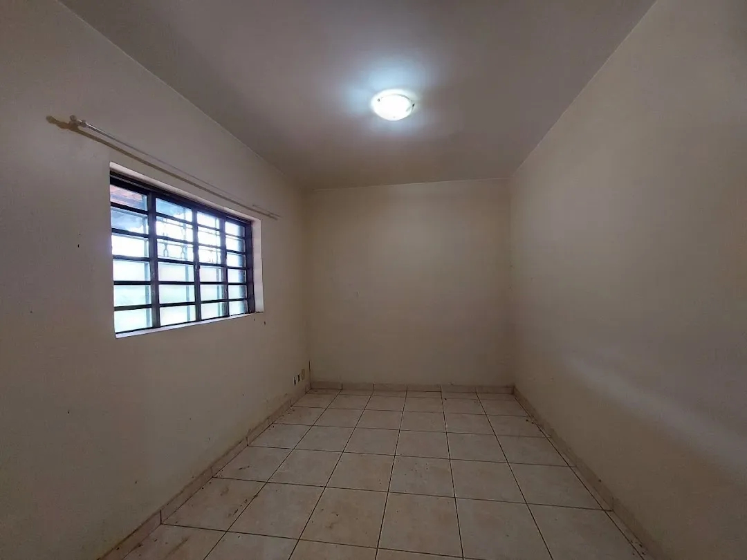 Chácara com 5 Dormitórios à Venda, 503900 M² por R$ 1.300.000,00 - Jardim Copacabana - Aparecida de Goiânia/Go