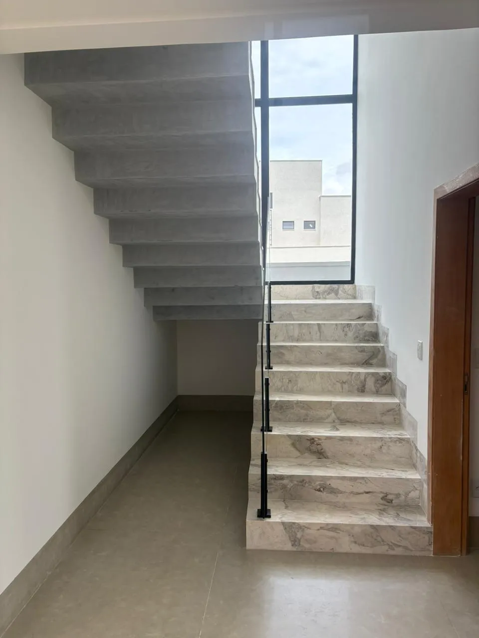 Sobrado no Condomínio Jardim Nápolis