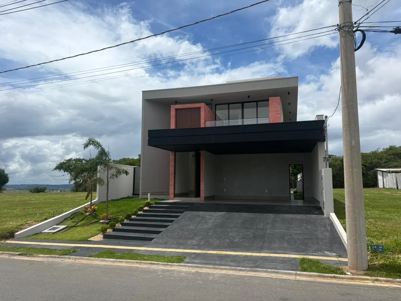 Sobrado no Condomínio Jardim Nápolis